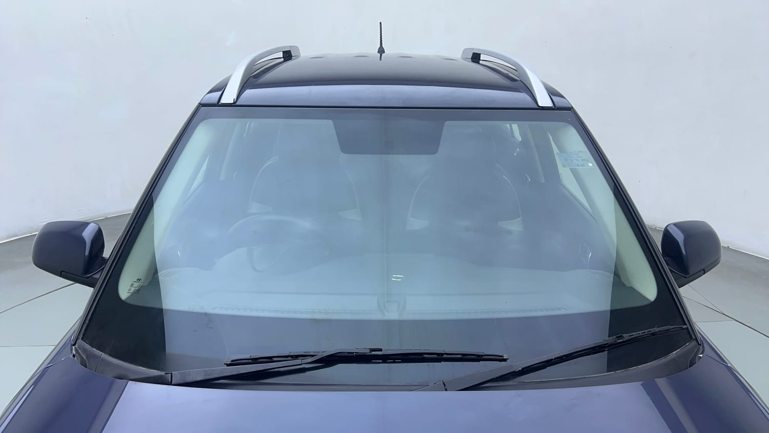 Used 2019 Hyundai Venue S 1.2 Petrol Petrol Manual exterior FRONT WINDSHIELD VIEW