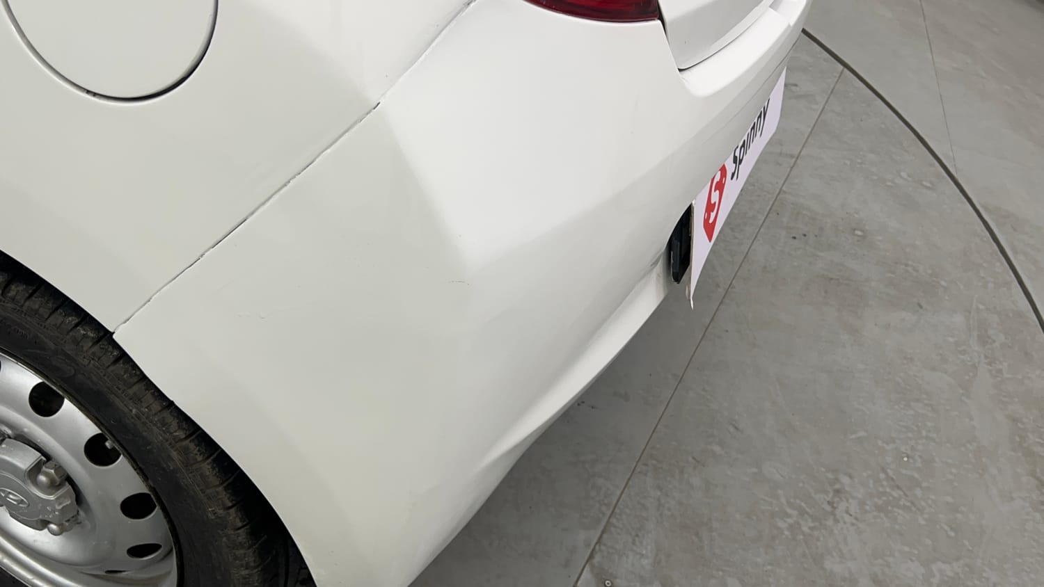 Used 2018 Hyundai Eon Era + Petrol Manual dents MINOR DENT