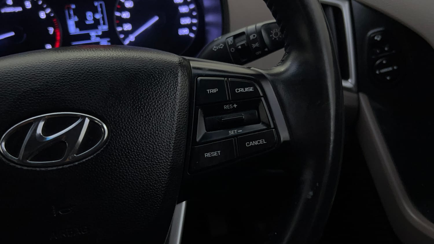 Used 2019 Hyundai Creta SX 1.6 AT Petrol Petrol Automatic top_features Cruise control
