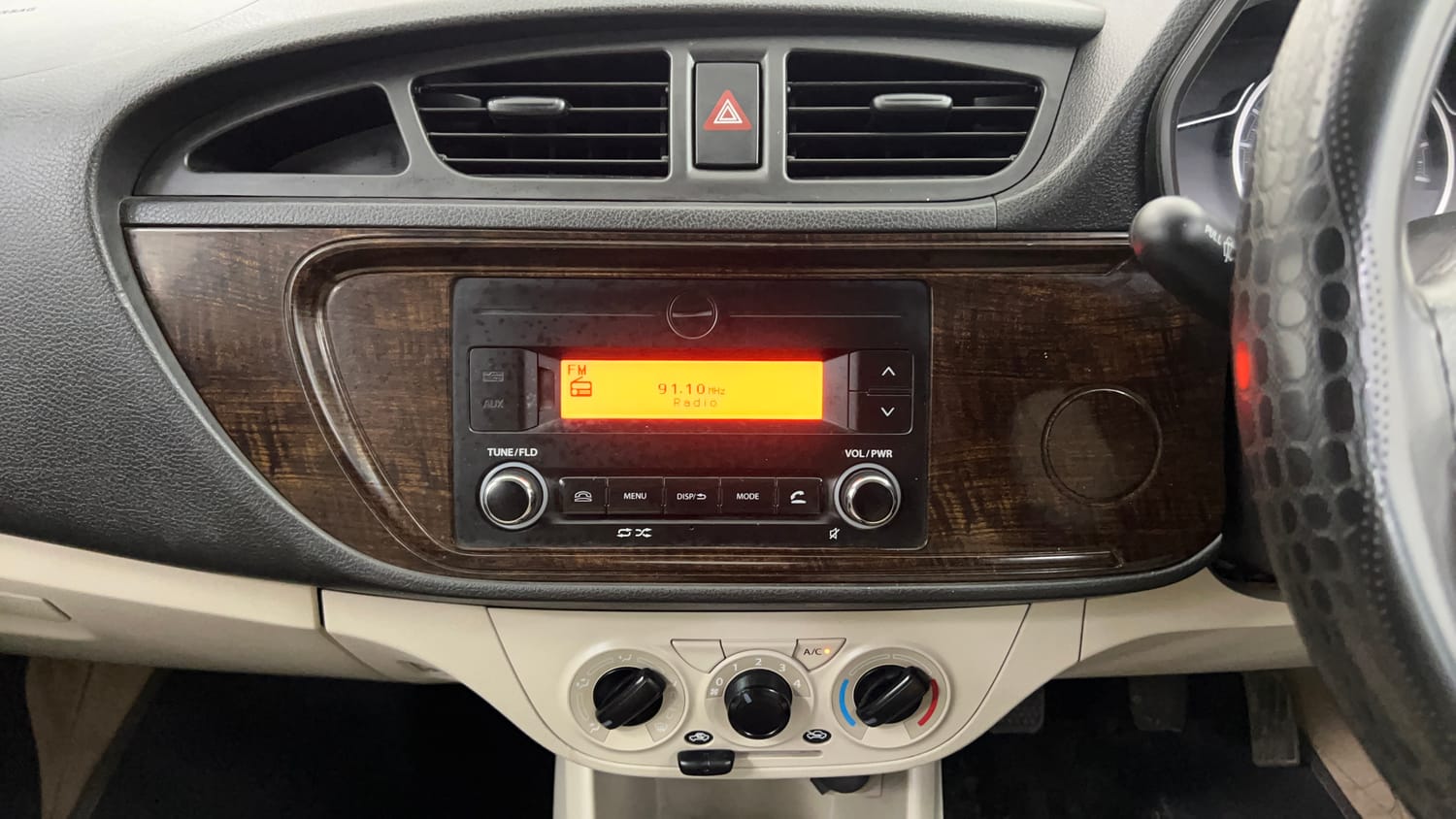 Used 2023 Maruti Suzuki Alto 800 VXi Petrol Manual interior MUSIC SYSTEM & AC CONTROL VIEW