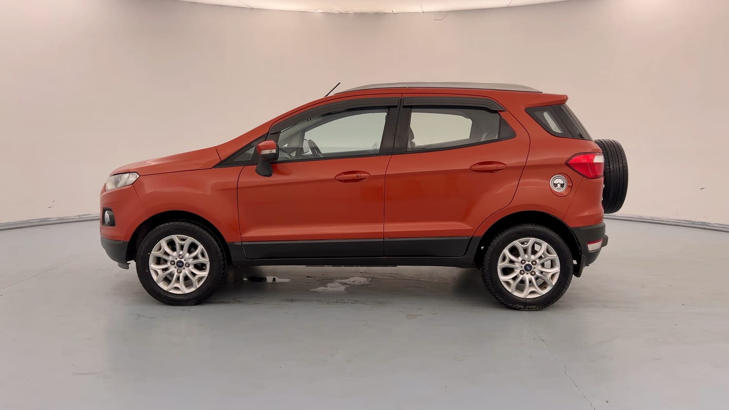 Used 2016 Ford EcoSport Titanium 1.5L TDCi Diesel Manual exterior LEFT SIDE VIEW