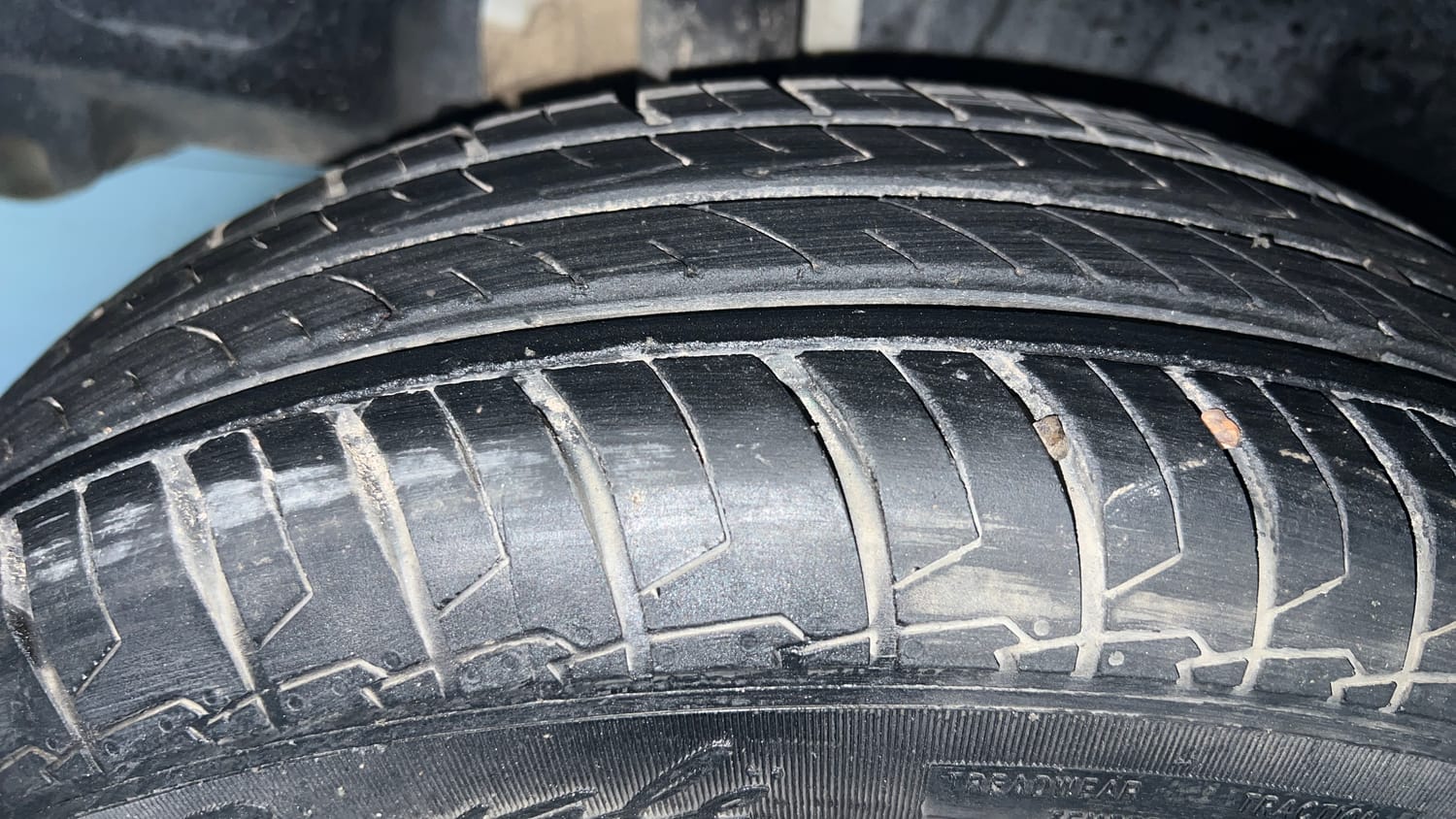 Used 2023 Maruti Suzuki Swift LXi Petrol Manual tyres RIGHT REAR TYRE TREAD VIEW