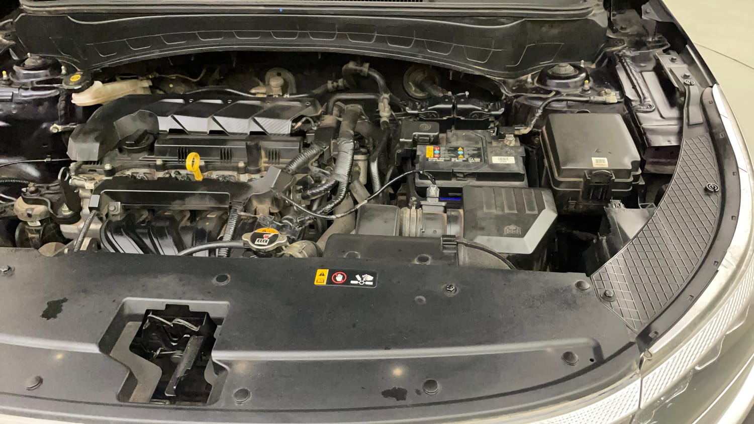 Used 2023 kia Seltos HTX 1.5 Petrol IVT Petrol Automatic engine ENGINE LEFT SIDE VIEW