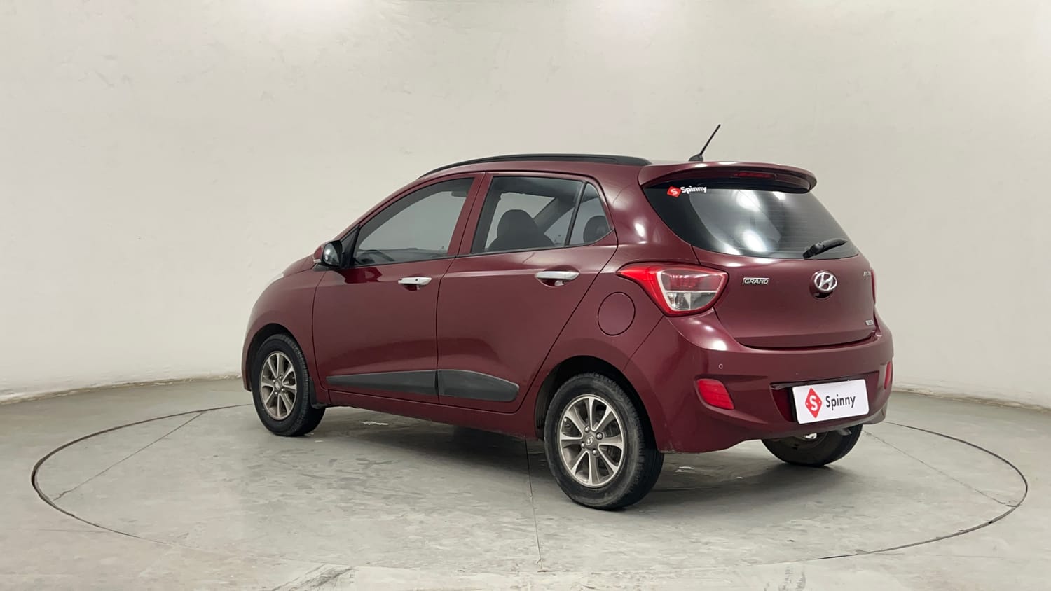 Used 2013 Hyundai Grand i10 Asta 1.2 Kappa VTVT (O) Petrol Manual exterior LEFT REAR CORNER VIEW
