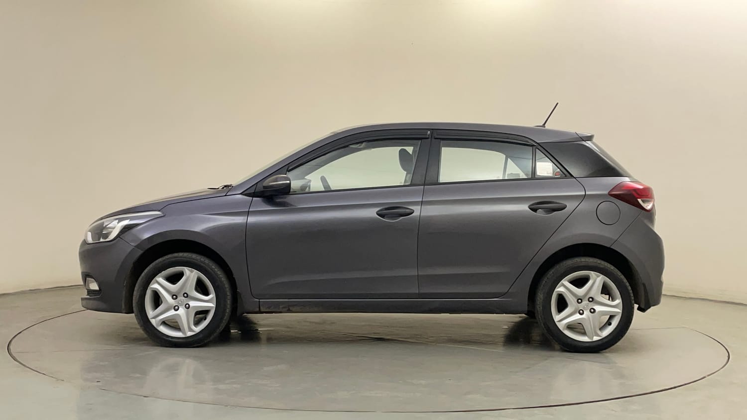 Used 2017 Hyundai Elite i20 Asta 1.2 Petrol Manual exterior LEFT SIDE VIEW
