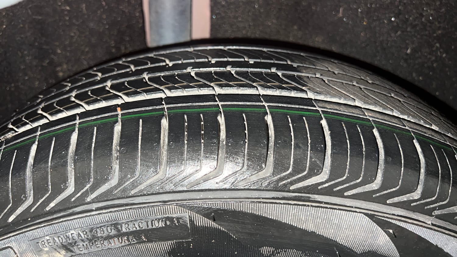 Used 2016 Ford EcoSport Titanium 1.5L TDCi Diesel Manual tyres RIGHT REAR TYRE TREAD VIEW