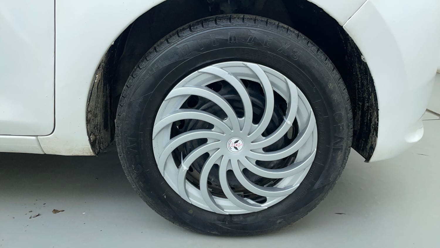 Used 2020 Hyundai Santro Sportz Petrol Manual tyres RIGHT FRONT TYRE RIM VIEW