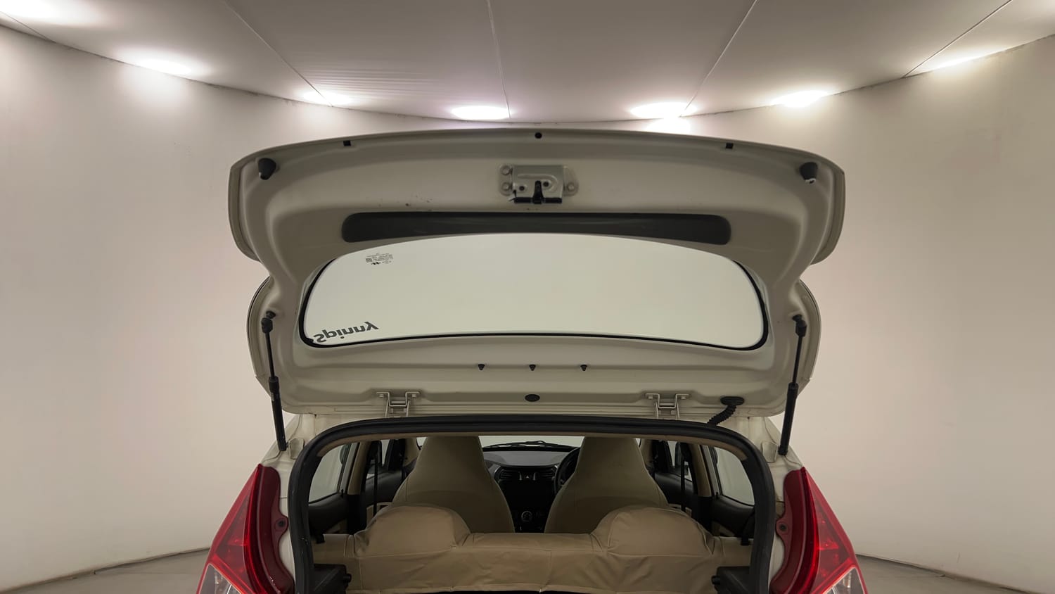 Used 2019 Hyundai Eon Magna + Petrol Manual interior DICKY DOOR OPEN VIEW