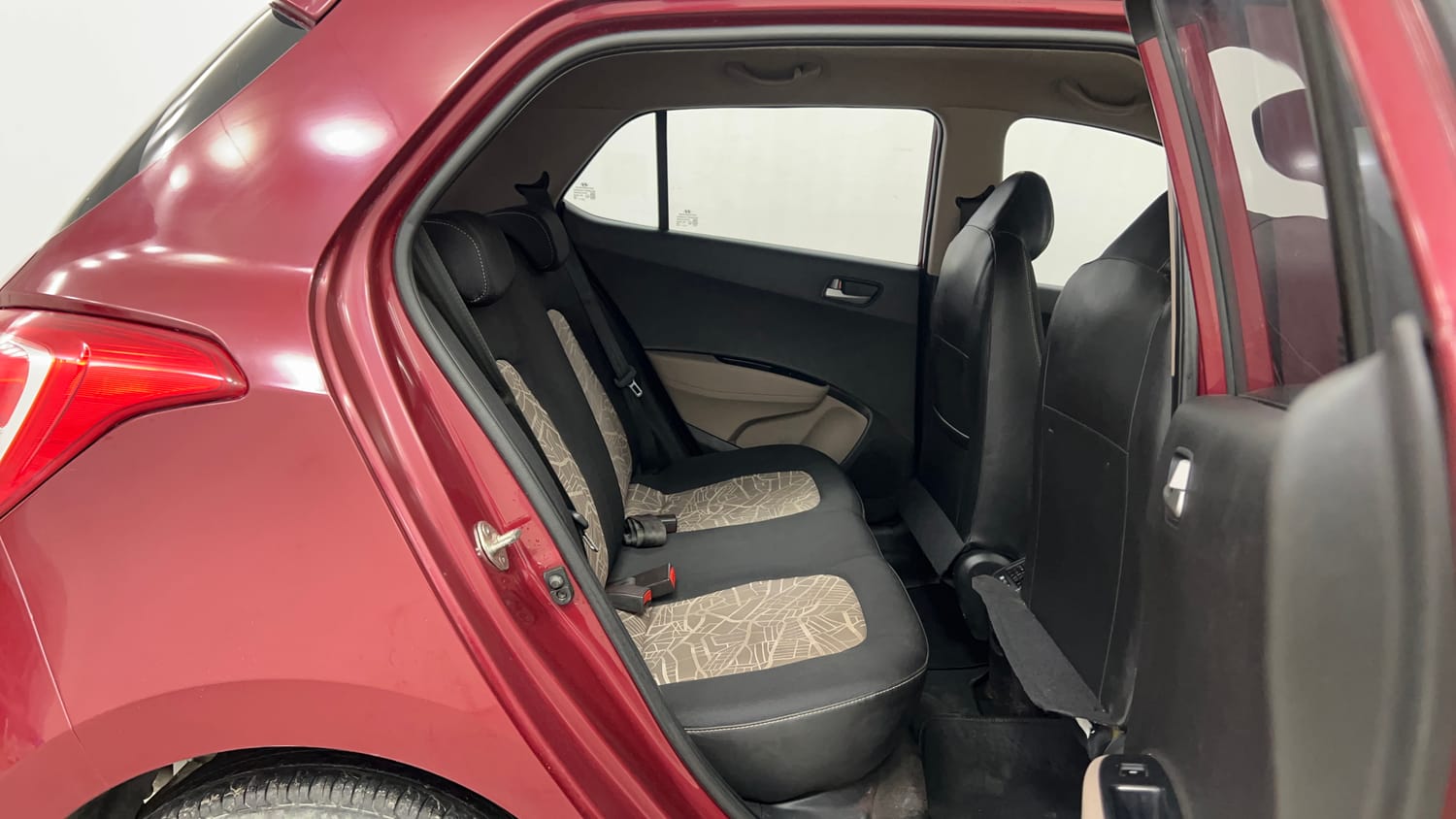 Used 2013 Hyundai Grand i10 Asta 1.2 Kappa VTVT (O) Petrol Manual interior RIGHT SIDE REAR DOOR CABIN VIEW