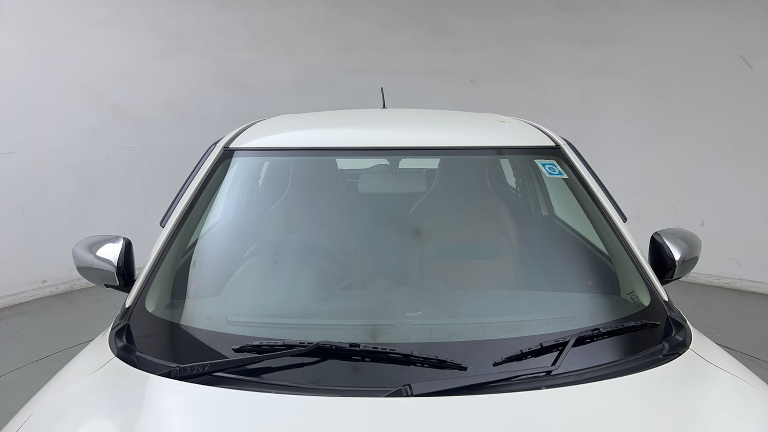 Used 2023 Maruti Suzuki Swift LXi Petrol Manual exterior FRONT WINDSHIELD VIEW