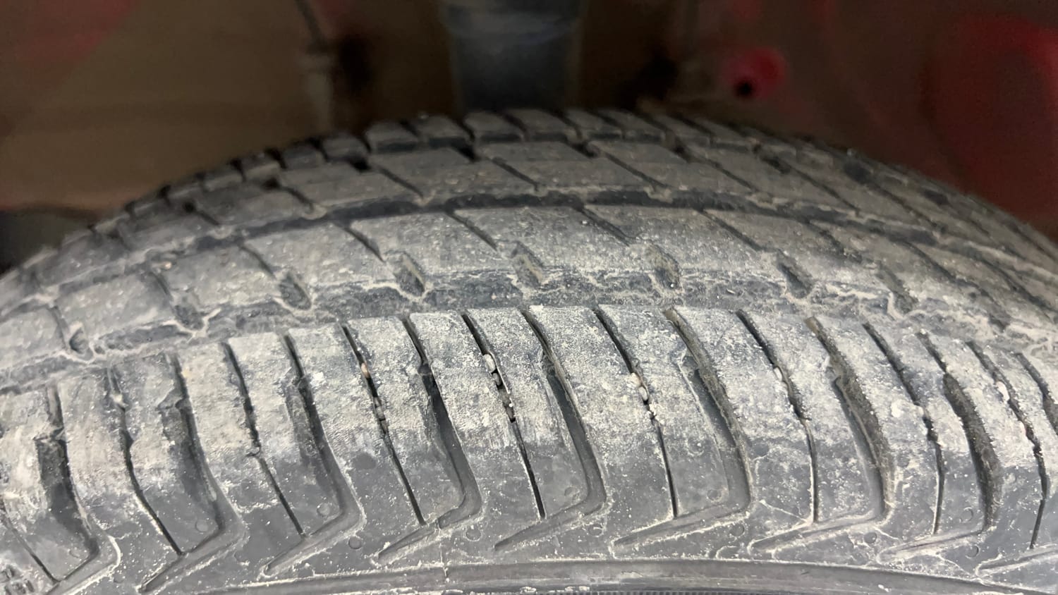 Used 2023 Maruti Suzuki Alto K10 VXi Petrol Manual tyres LEFT FRONT TYRE TREAD VIEW