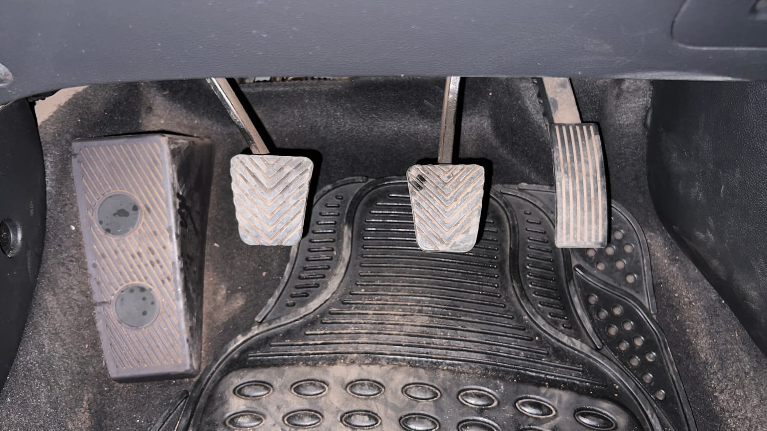 Used 2018 Hyundai Elite i20 Sportz 1.2 Petrol Manual interior PEDALS VIEW