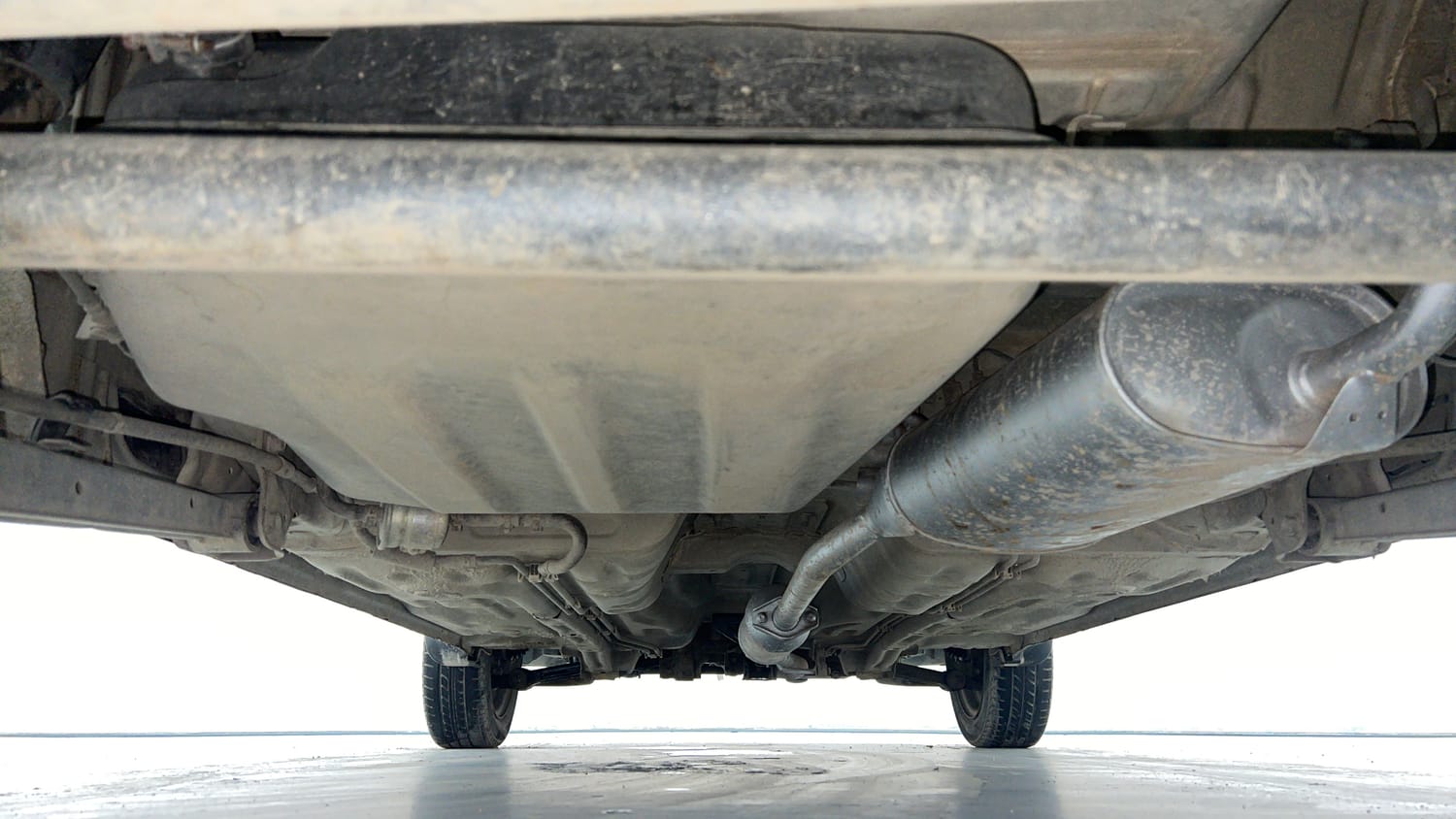 Used 2013 Maruti Suzuki Alto K10 LXi Petrol Manual extra REAR UNDERBODY VIEW (TAKEN FROM REAR)