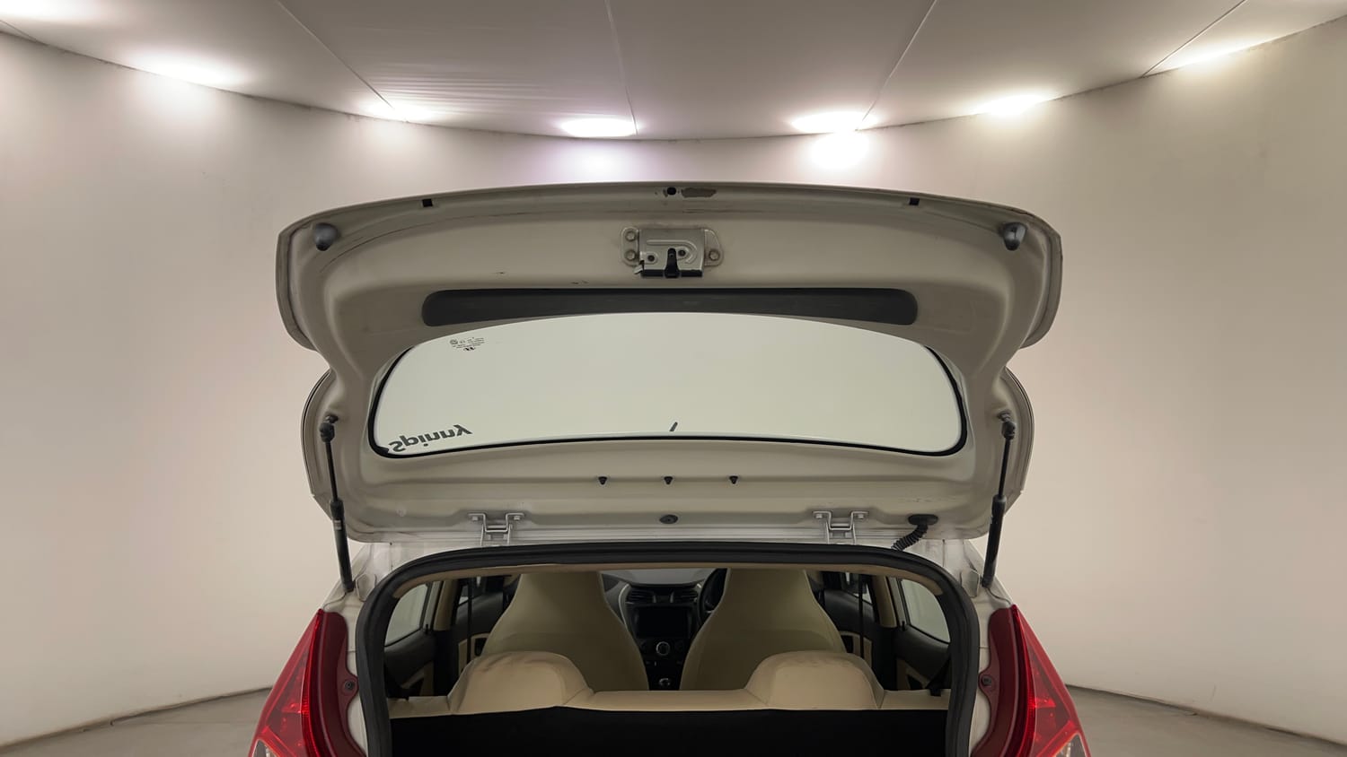 Used 2018 Hyundai Eon Era + Petrol Manual interior DICKY DOOR OPEN VIEW