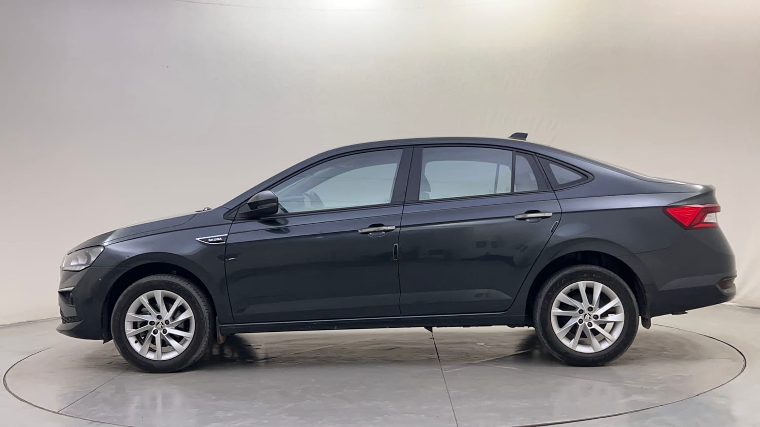 Used 2024 Skoda Slavia Ambition 1.0L TSI MT Petrol Manual exterior LEFT SIDE VIEW
