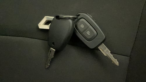 Used 2024 Renault Kwid RXT 1.0L Petrol Manual extra CAR KEY VIEW