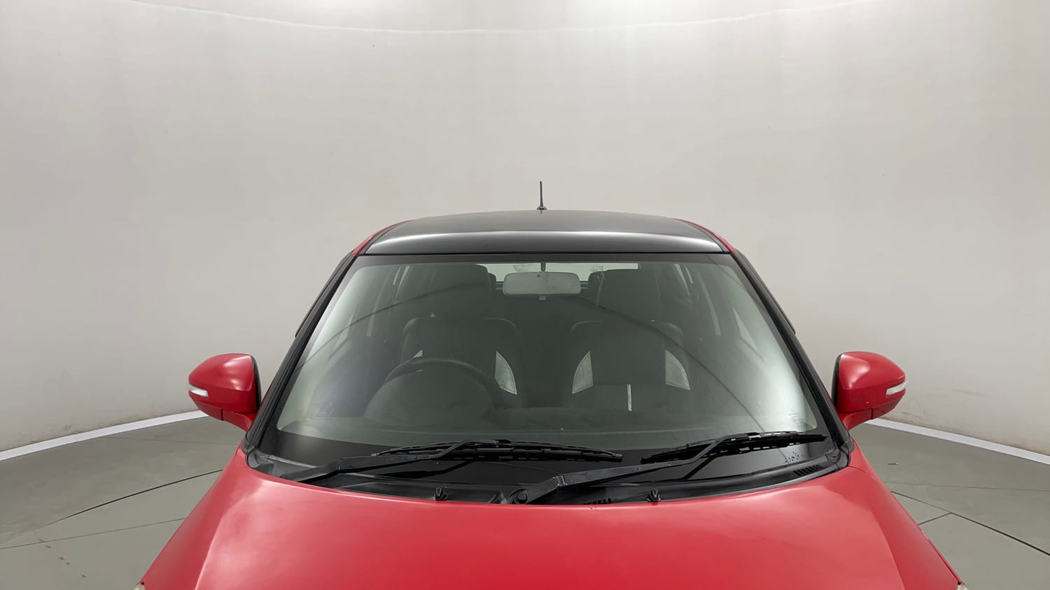 Used 2015 Maruti Suzuki Swift VXi Petrol Manual exterior FRONT WINDSHIELD VIEW