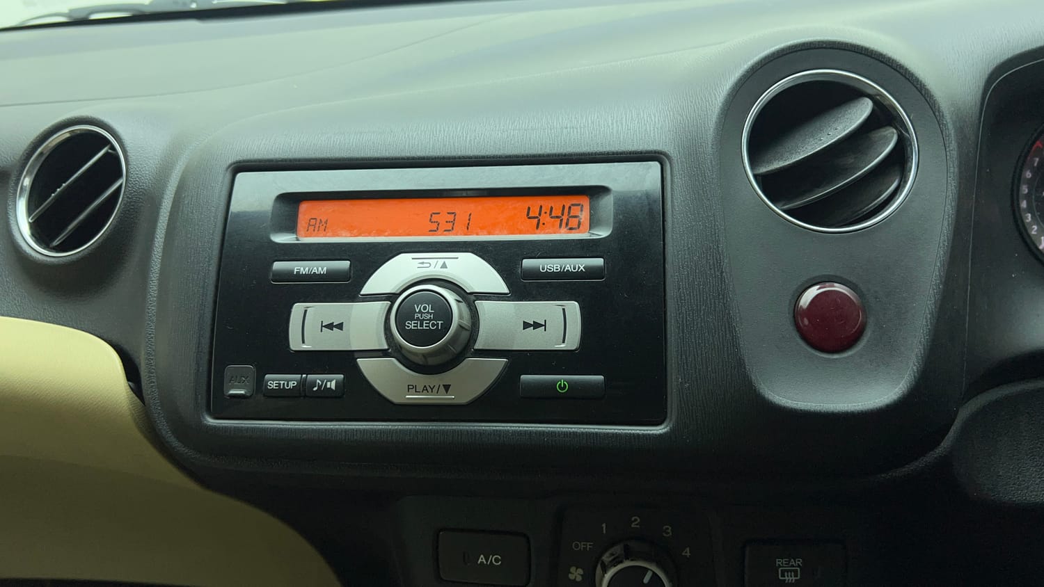 Used 2015 Honda Brio S MT Petrol Manual top_features Integrated (in-dash) music system