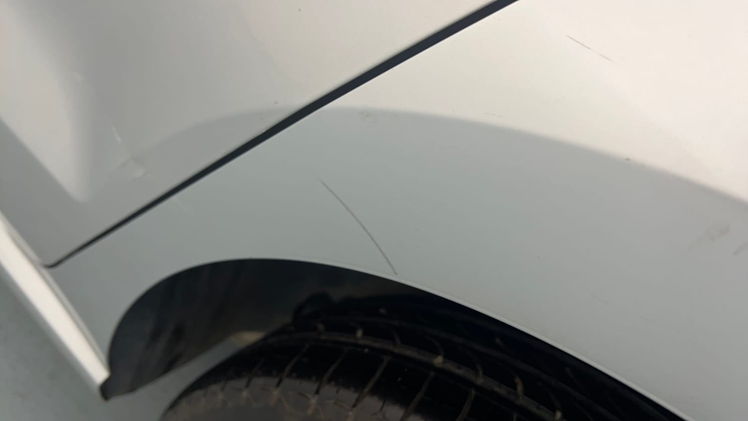 Used 2019 Volkswagen Ameo Comfortline 1.0L (P) Petrol Manual dents MINOR SCRATCH