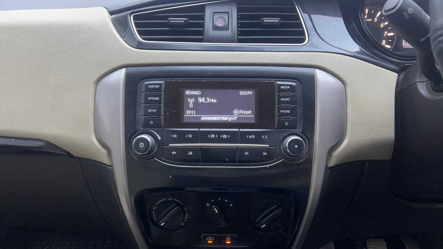 Used 2016 Tata Zest XMS Petrol Petrol Manual interior MUSIC SYSTEM & AC CONTROL VIEW
