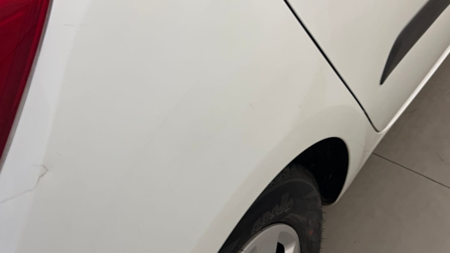 Used 2012 Hyundai i10 Magna 1.1 iRDE2 Petrol Manual dents MINOR SCRATCH