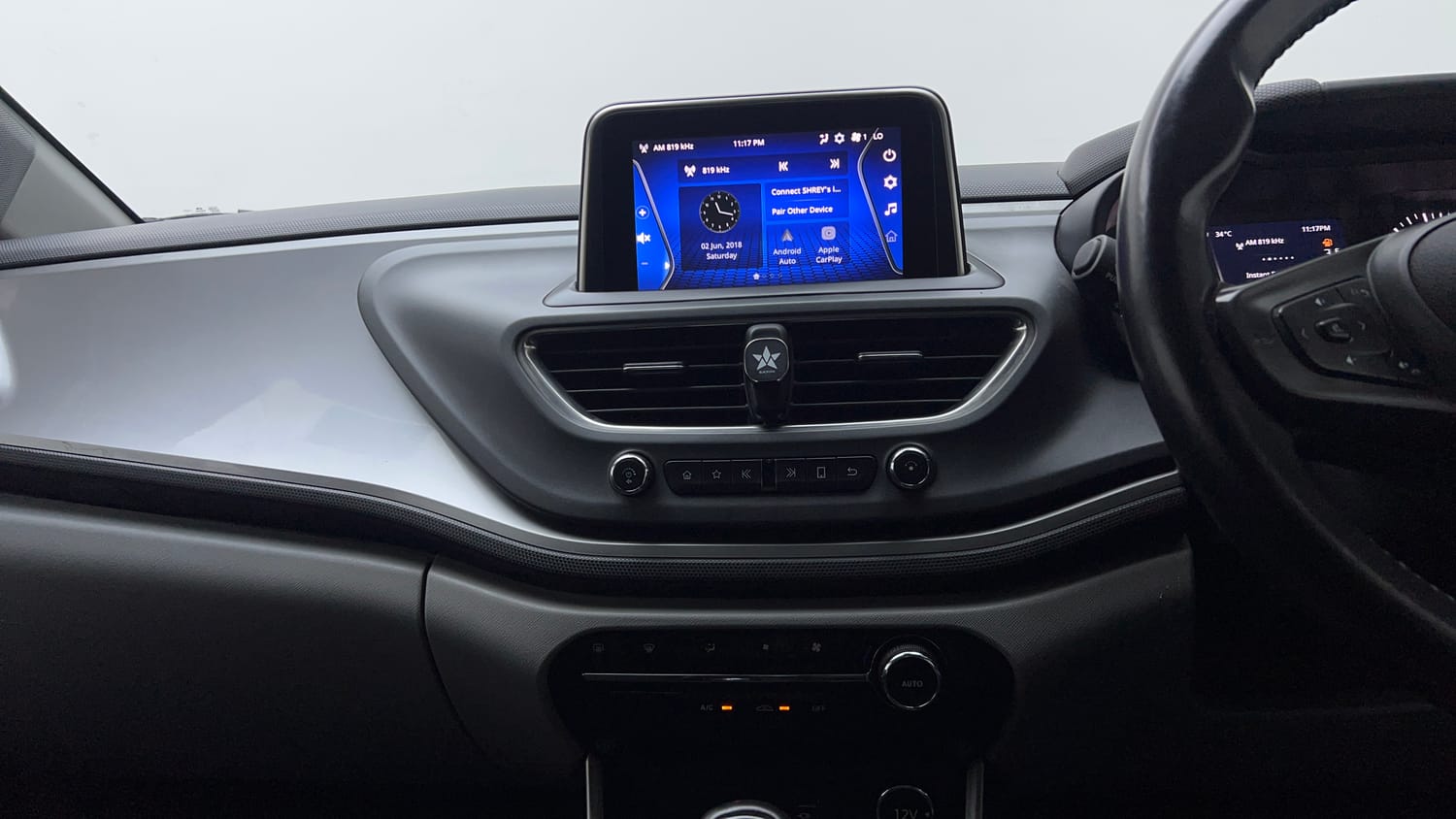 Used 2020 Tata Altroz XZ Petrol Petrol Manual interior MUSIC SYSTEM & AC CONTROL VIEW