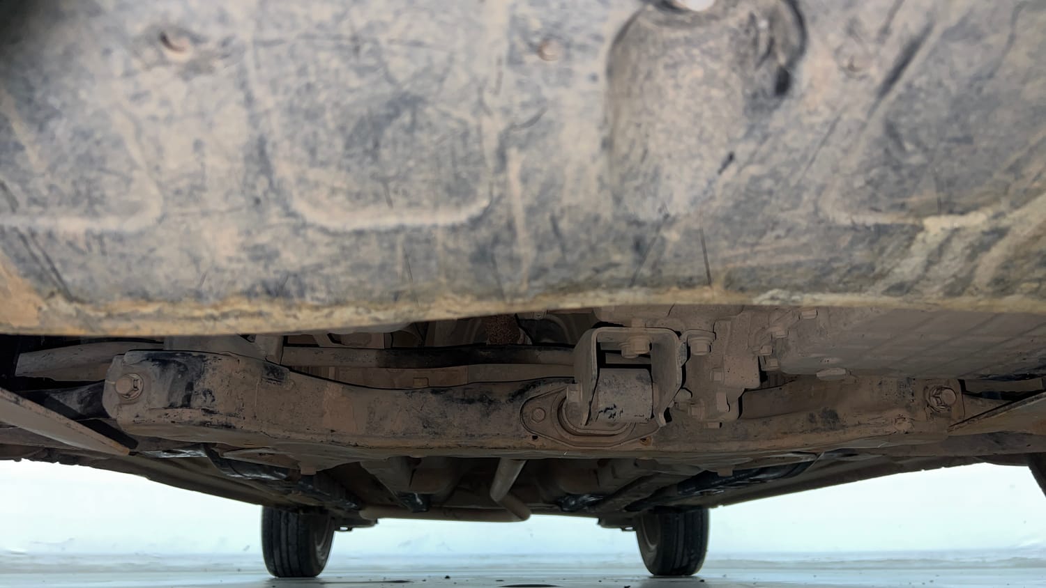 Used 2018 Hyundai Elite i20 Asta 1.2 AT Petrol Automatic extra FRONT LEFT UNDERBODY VIEW