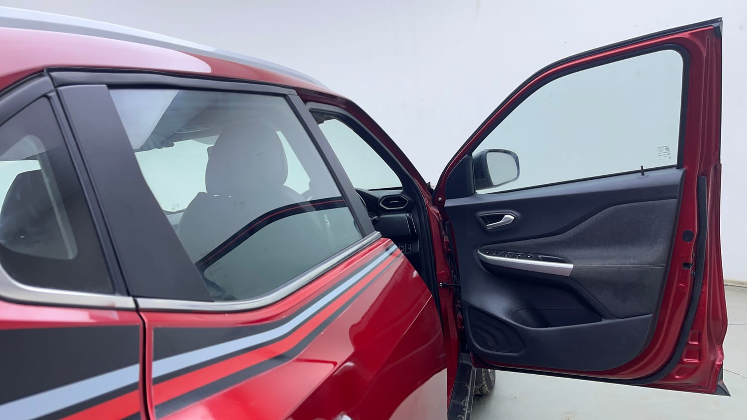 Used 2023 Nissan Magnite XV Premium Turbo Petrol Manual interior RIGHT FRONT DOOR OPEN VIEW