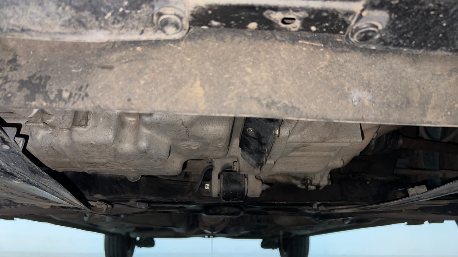 Used 2015 Honda Brio S MT Petrol Manual extra FRONT LEFT UNDERBODY VIEW