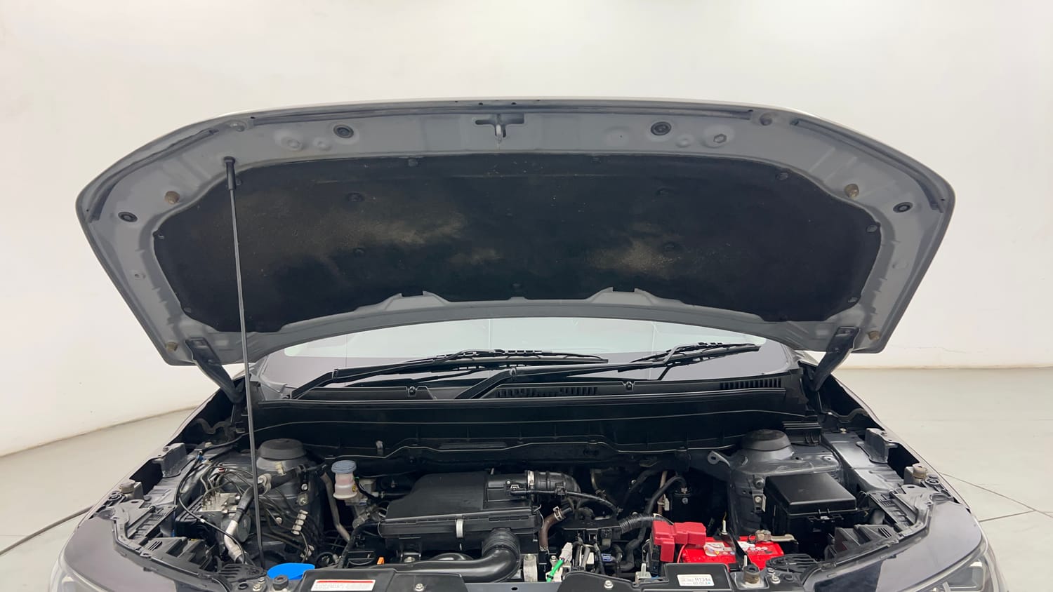 Used 2023 Maruti Suzuki Brezza ZXi Petrol Manual engine ENGINE & BONNET OPEN FRONT VIEW