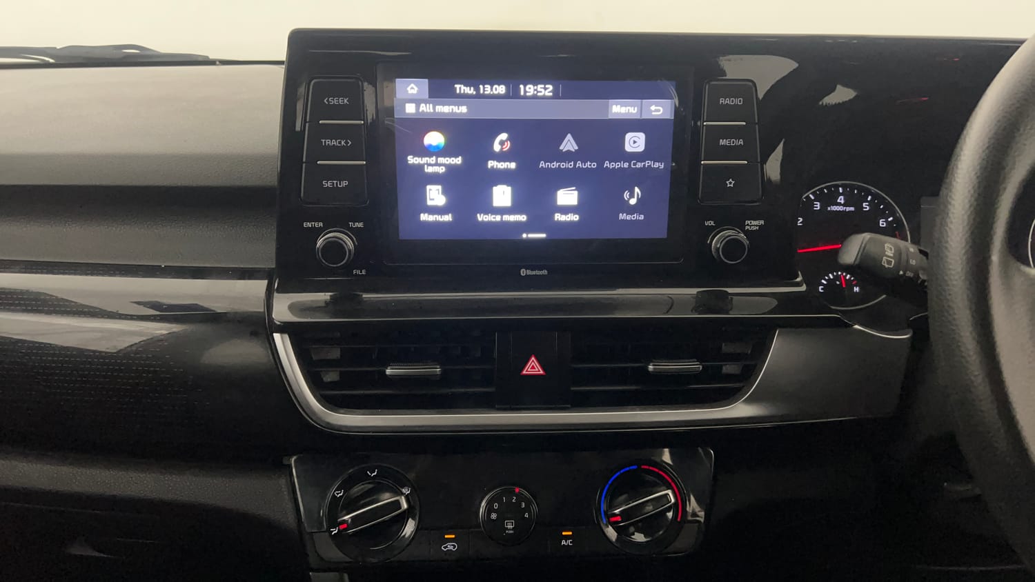 Used 2020 Kia Seltos HTK Plus 1.5 Petrol Manual interior MUSIC SYSTEM & AC CONTROL VIEW
