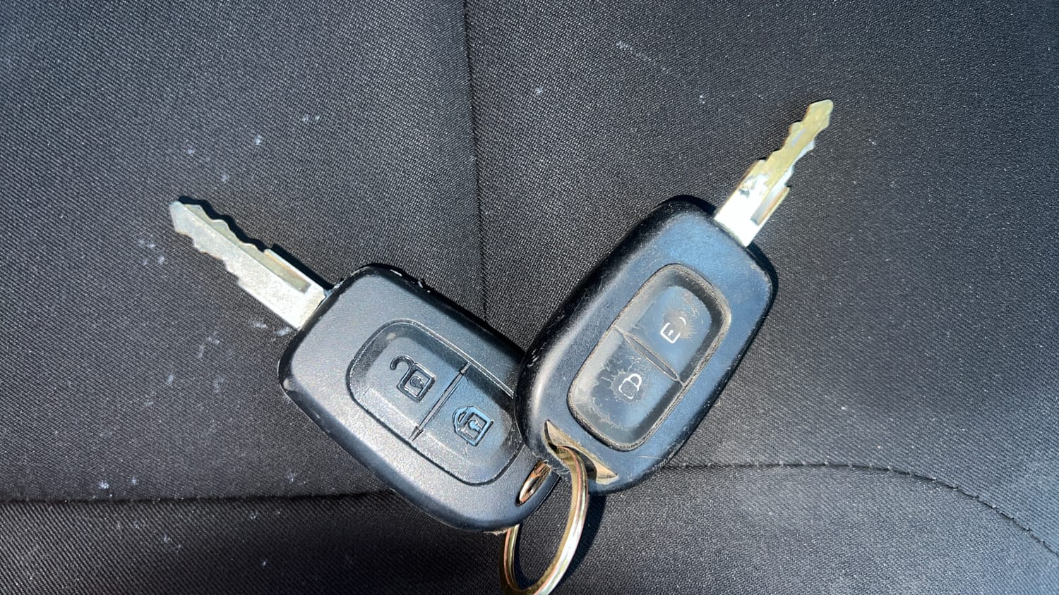 Used 2018 Renault Kwid 1.0 RXT AMT Opt Petrol Automatic extra CAR KEY VIEW