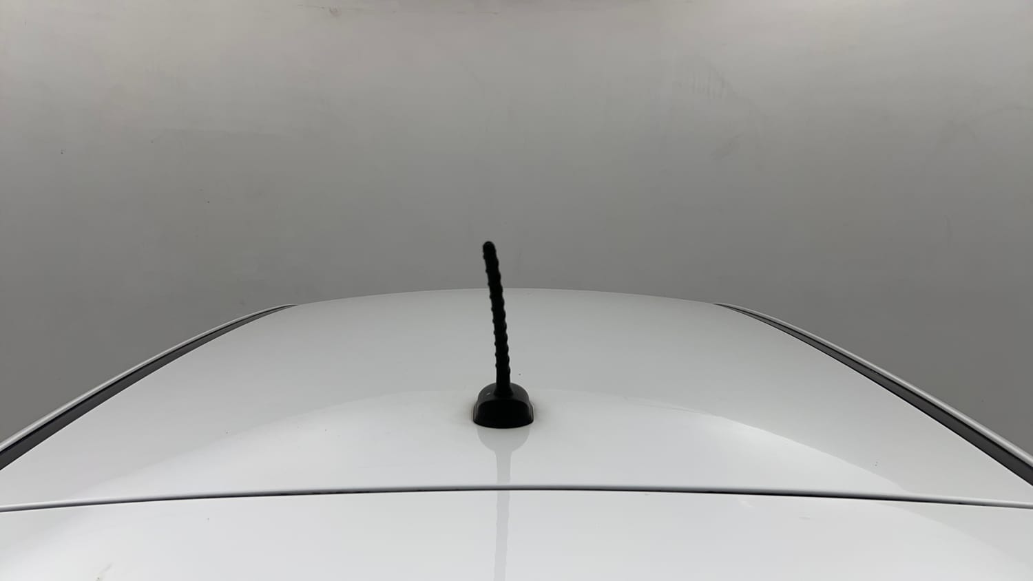 Used 2017 Hyundai Elite i20 Asta 1.2 Petrol Manual exterior EXTERIOR ROOF VIEW