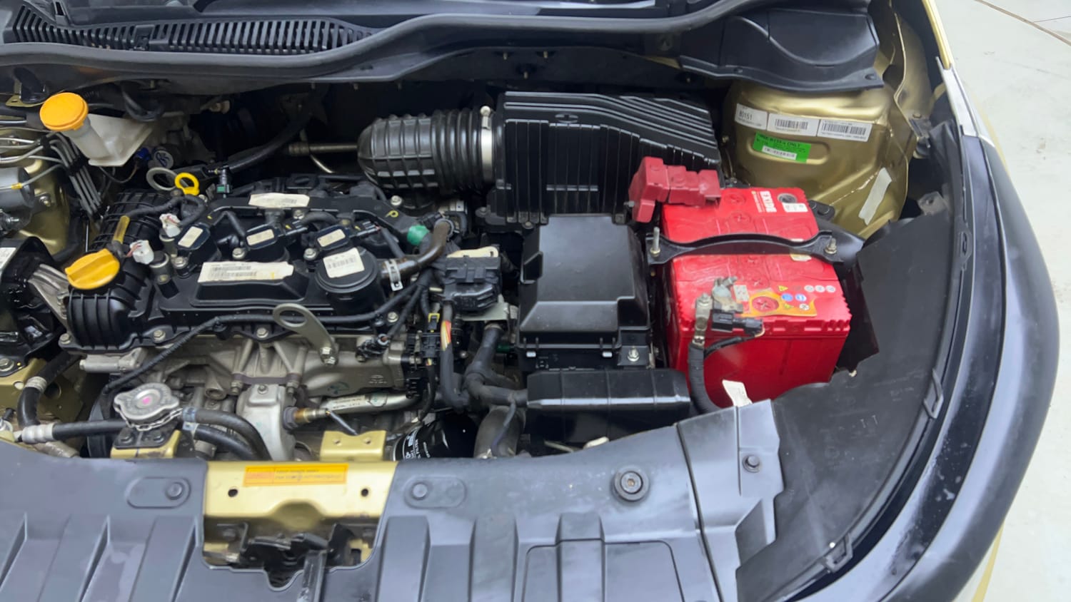 Used 2021 Tata Altroz XZ Plus Petrol Petrol Manual engine ENGINE LEFT SIDE VIEW