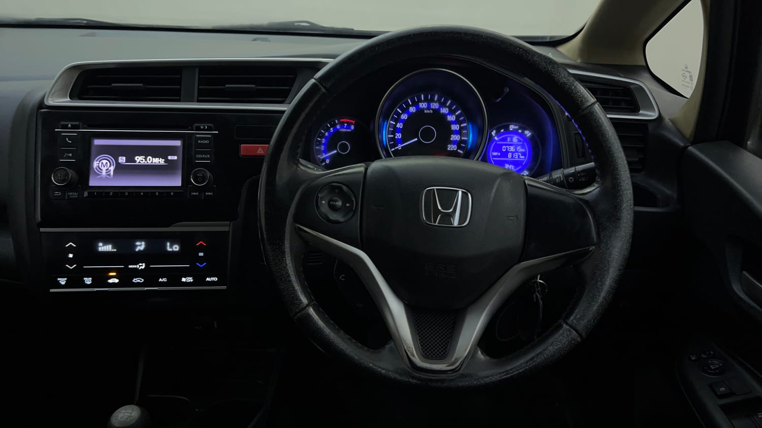 Used 2015 Honda Jazz V Petrol Petrol Manual interior STEERING VIEW