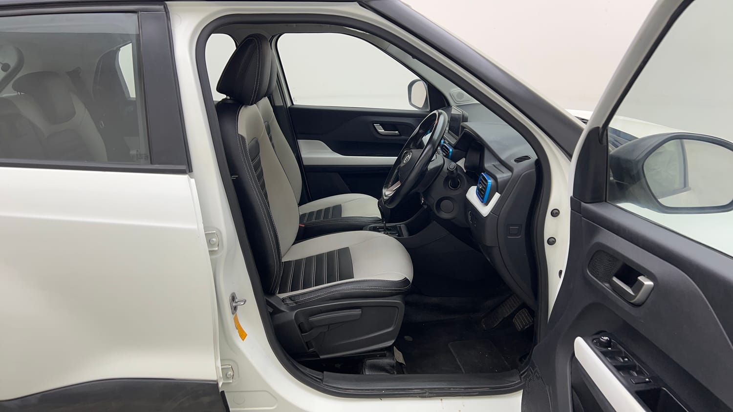 Used 2022 Tata Punch Creative AMT Petrol Automatic interior RIGHT SIDE FRONT DOOR CABIN VIEW