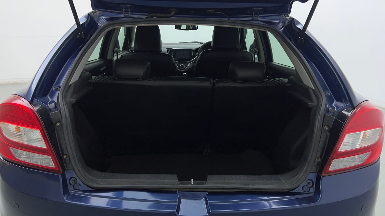 Used 2019 Maruti Suzuki Baleno Alpha Petrol Manual interior DICKY INSIDE VIEW