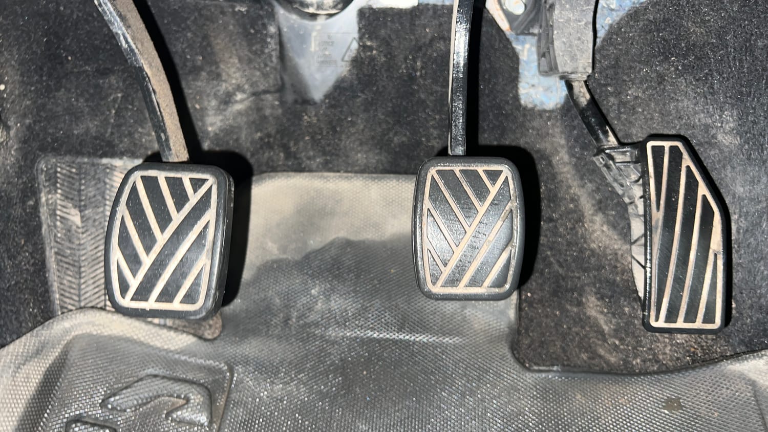Used 2023 Maruti Suzuki Baleno Delta MT Petrol Manual interior PEDALS VIEW