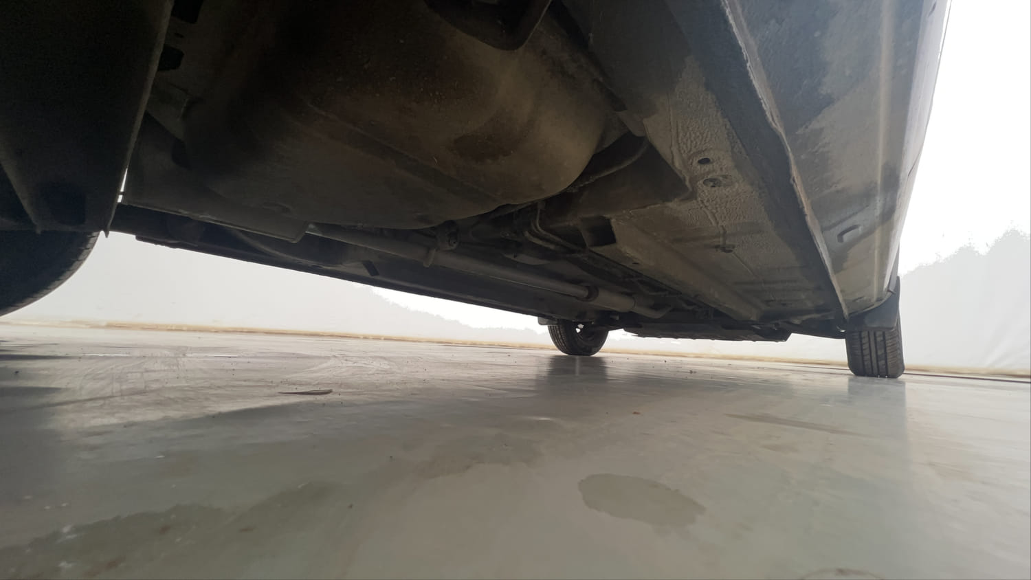 Used 2017 Renault Kwid 1.0 RXL Petrol Manual extra REAR RIGHT UNDERBODY VIEW