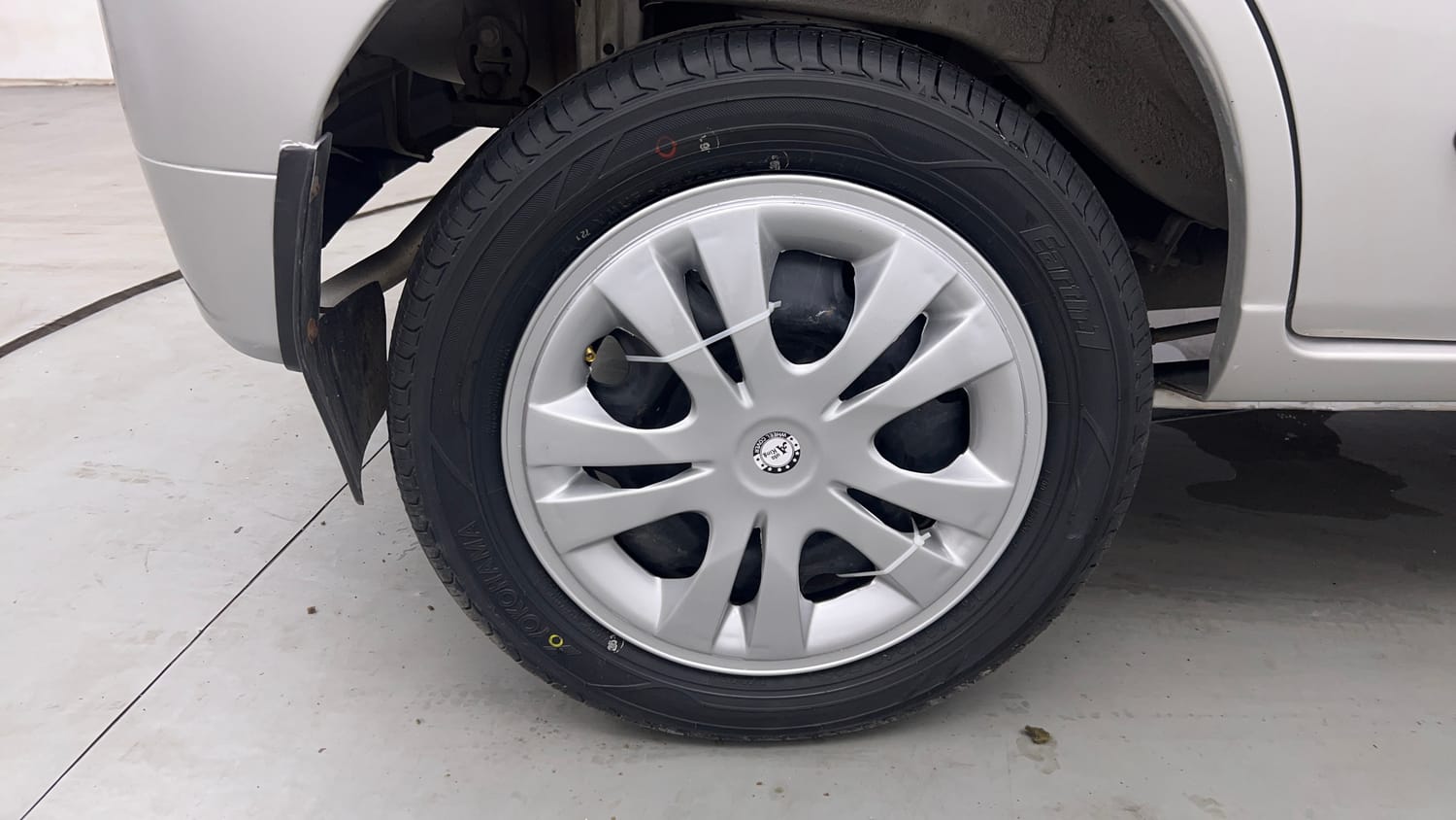 Used 2012 Maruti Suzuki Alto K10 VXi Petrol Manual tyres RIGHT REAR TYRE RIM VIEW