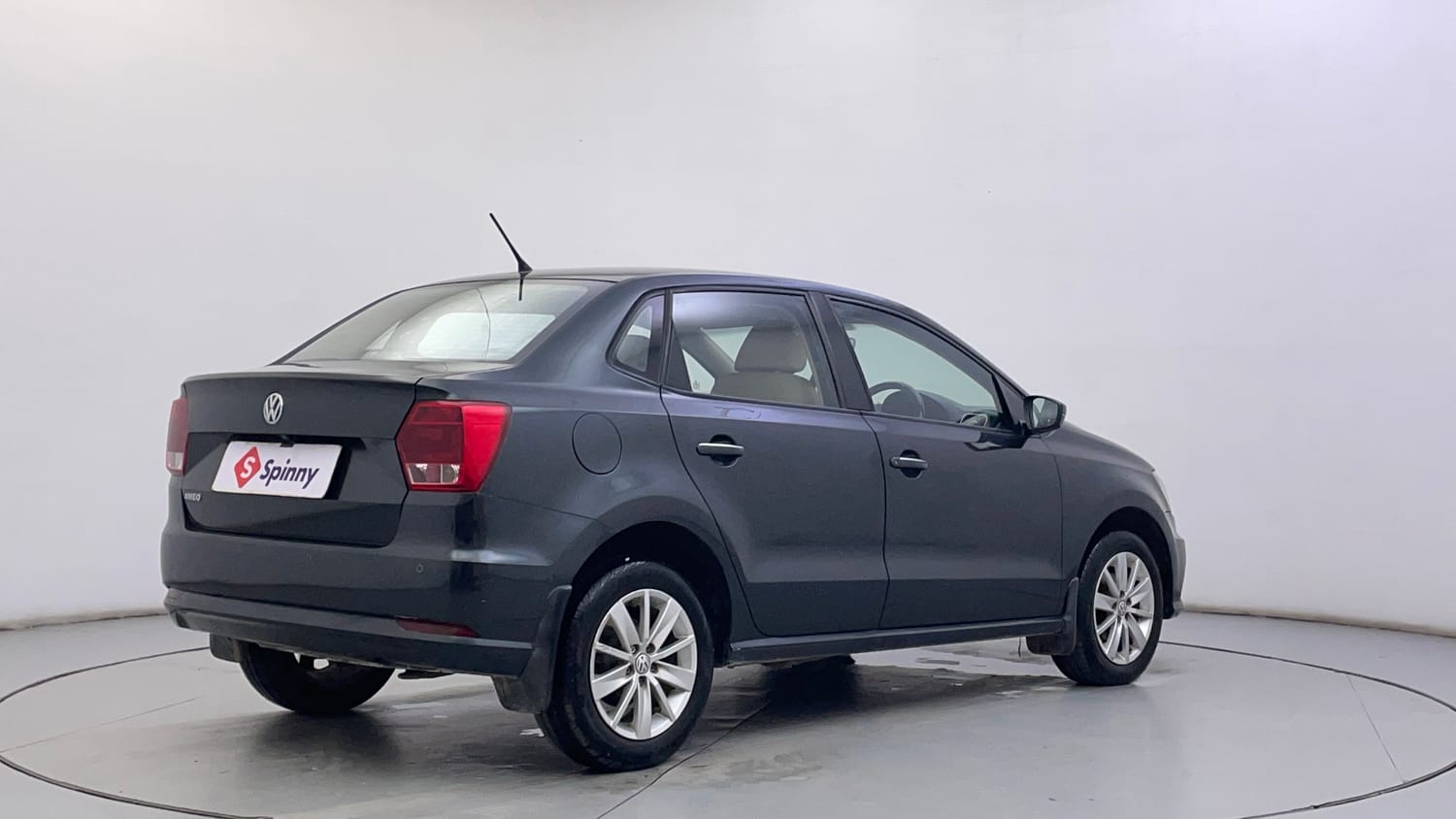 Used 2016 Volkswagen Ameo Highline1.2L (P) Petrol Manual exterior RIGHT REAR CORNER VIEW