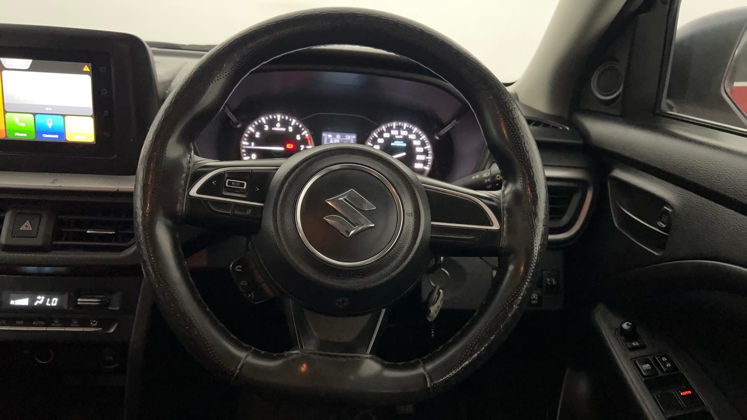 Used 2023 Maruti Suzuki Brezza VXi Petrol Manual interior STEERING VIEW