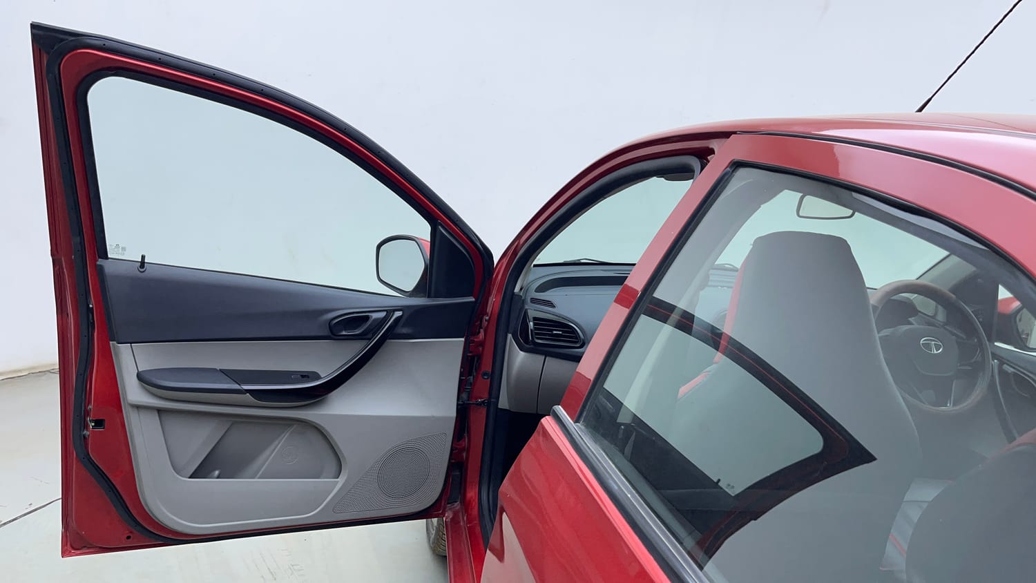 Used 2018 Tata Tiago Revotron XT Petrol Manual interior LEFT FRONT DOOR OPEN VIEW