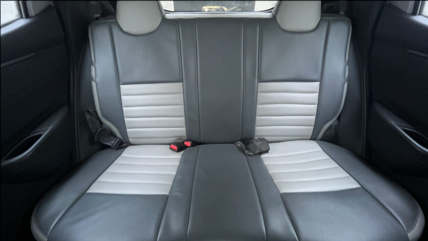 Used 2016 Renault Kwid 1.0 RXT Petrol Manual interior REAR SEAT CONDITION VIEW