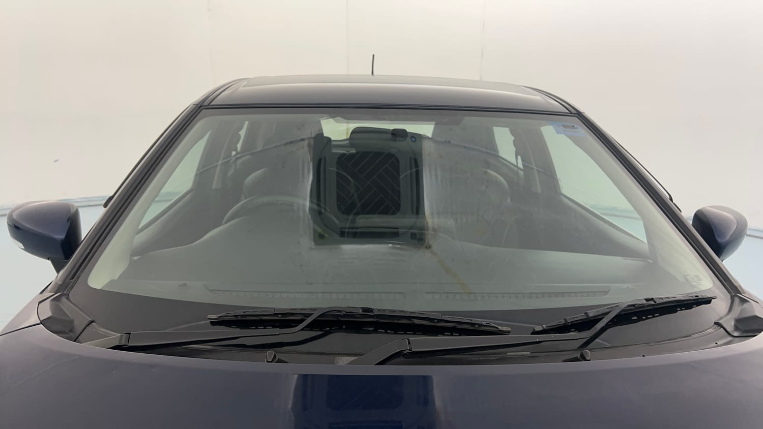 Used 2023 Maruti Suzuki Baleno Delta MT Petrol Manual exterior FRONT WINDSHIELD VIEW