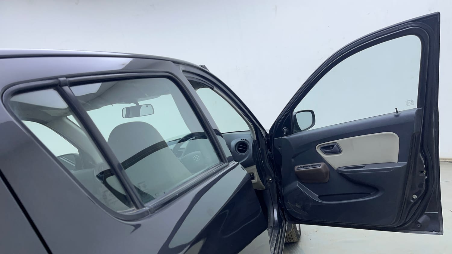 Used 2015 Maruti Suzuki Alto K10 LXi Petrol Manual interior RIGHT FRONT DOOR OPEN VIEW