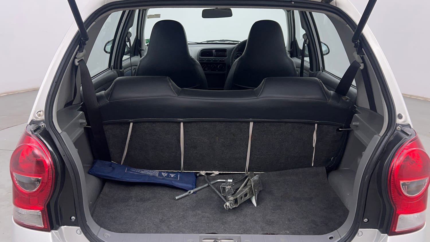 Used 2012 Maruti Suzuki Alto K10 VXi Petrol Manual interior DICKY INSIDE VIEW