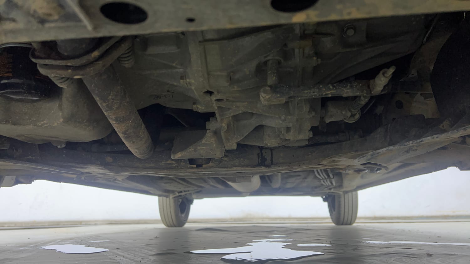 Used 2018 Maruti Suzuki Ignis Delta 1.2 MT Petrol Manual extra FRONT LEFT UNDERBODY VIEW