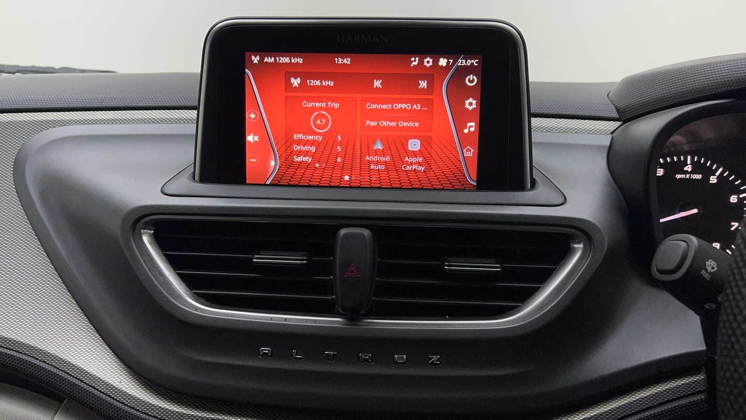 Used 2022 Tata Altroz XZ Plus i-Turbo Petrol Petrol Manual top_features Integrated (in-dash) music system