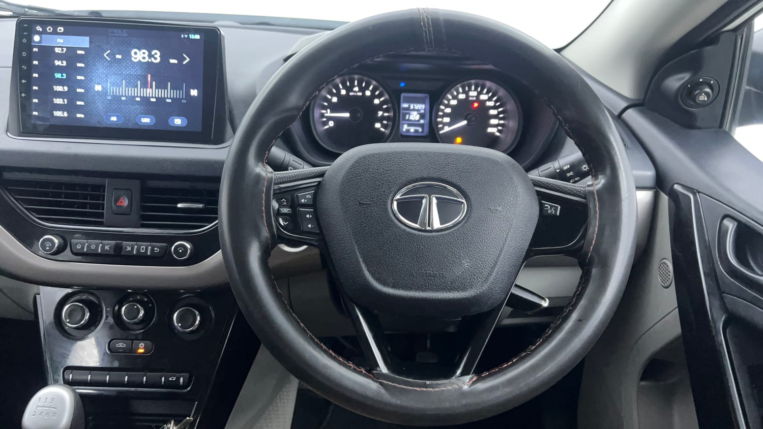 Used 2019 Tata Nexon XM Petrol Manual interior STEERING VIEW